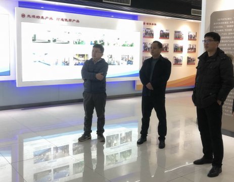 國民健康膳食營養(yǎng)研究室副主任孟祥兵博士蒞臨孔府制藥調研指導工作